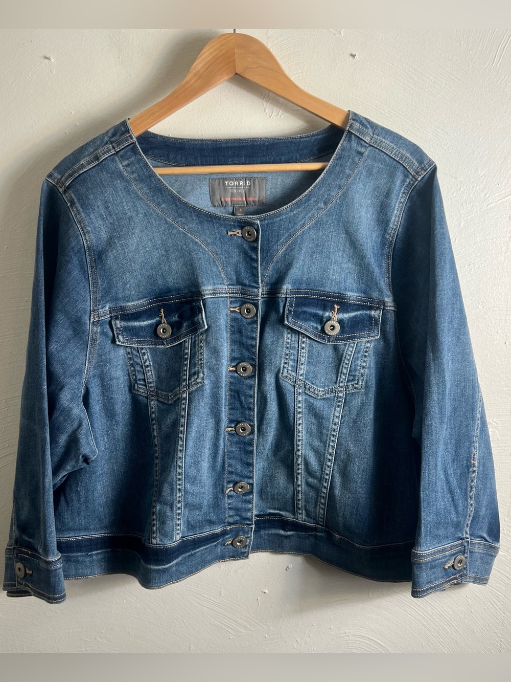 Torrid 4 Denim Crop Collarless Jacket